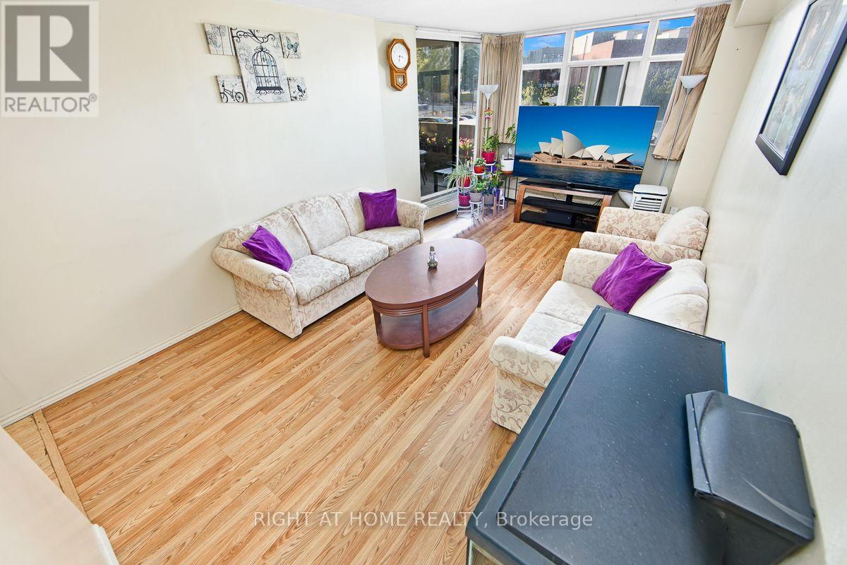 #209 2050 BRIDLETOWNE CIRCLE - 8