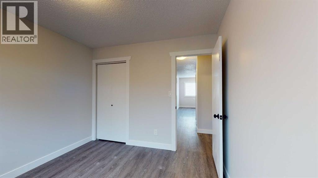 9730 117 Avenue - Image 15
