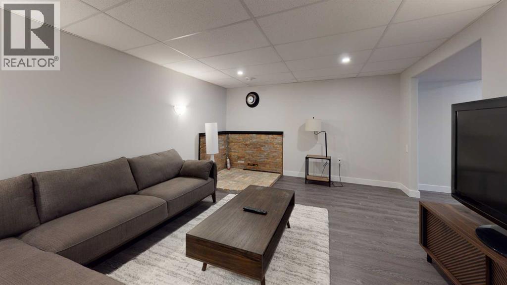 9730 117 Avenue - Image 23