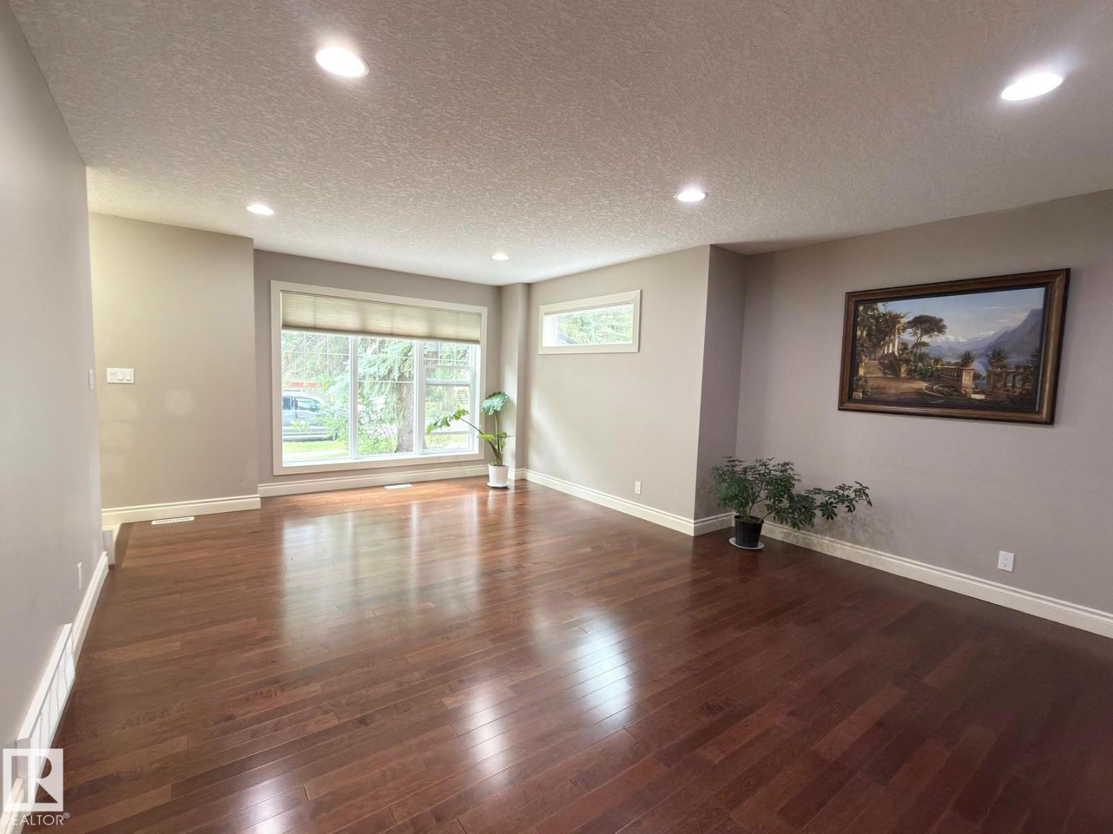 11342 79 AV NW - Image 63