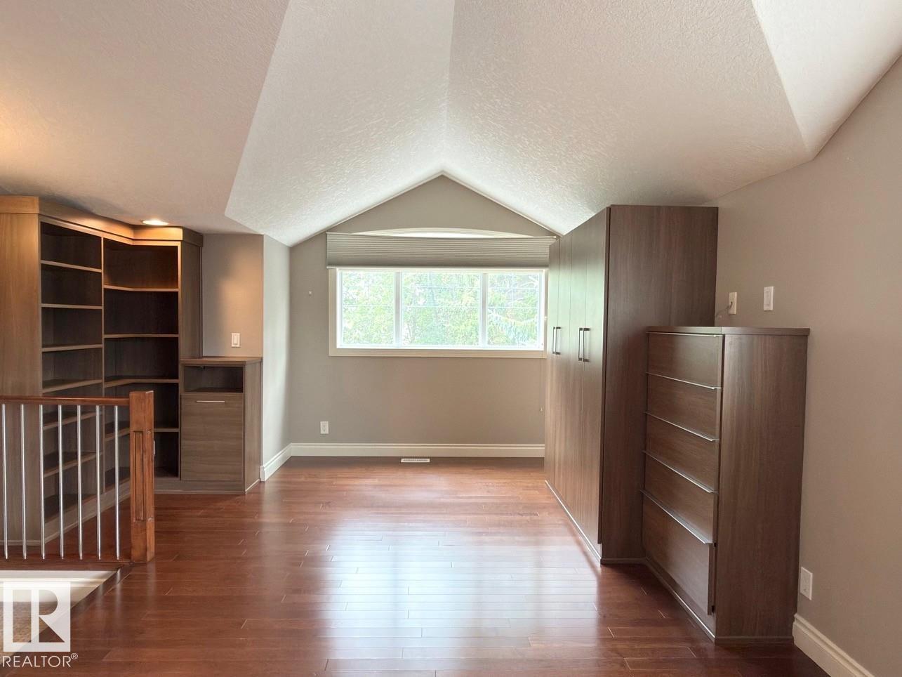 11342 79 AV NW - Image 65