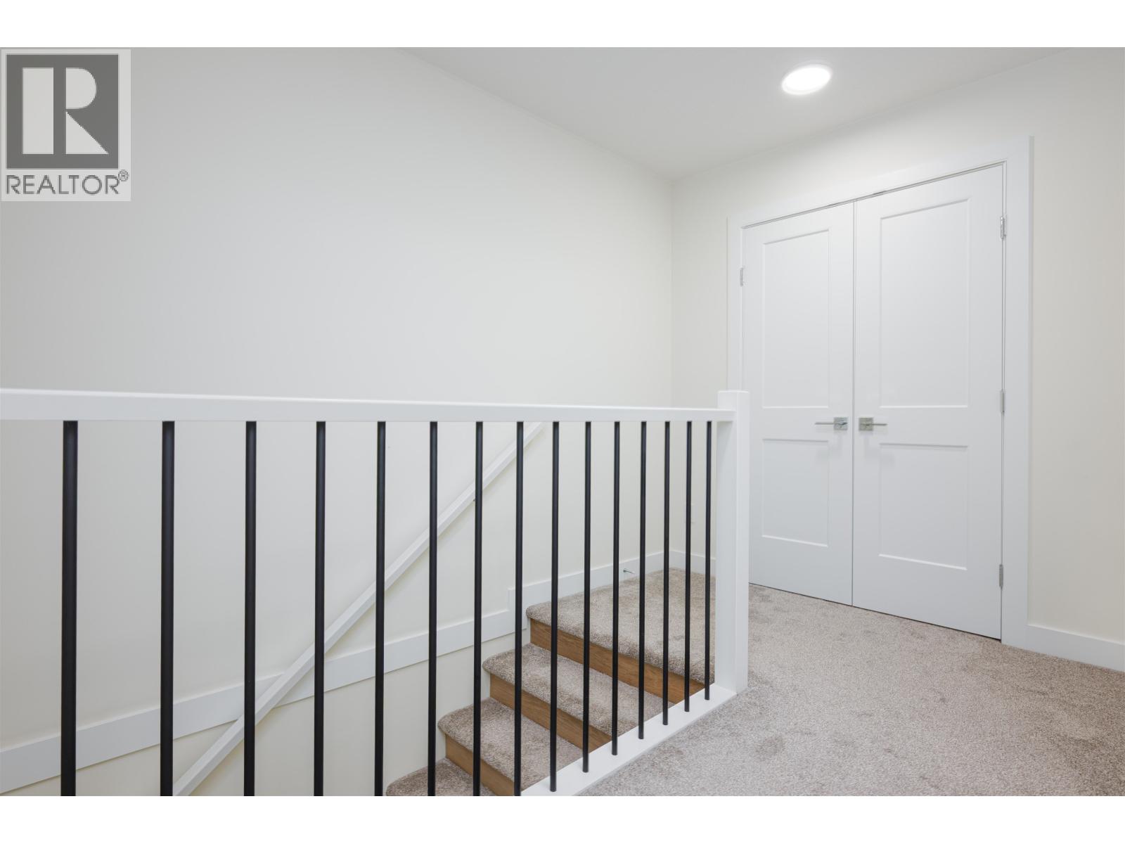 #509 4274 22ND AVENUE - Image 16