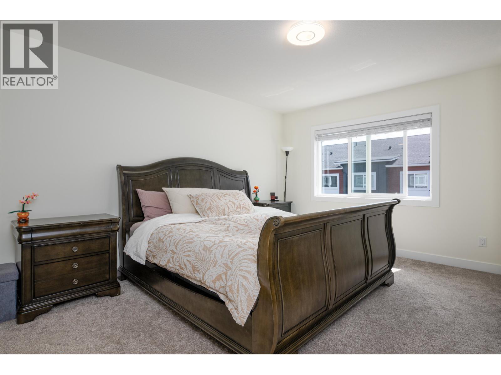 #509 4274 22ND AVENUE - Image 17