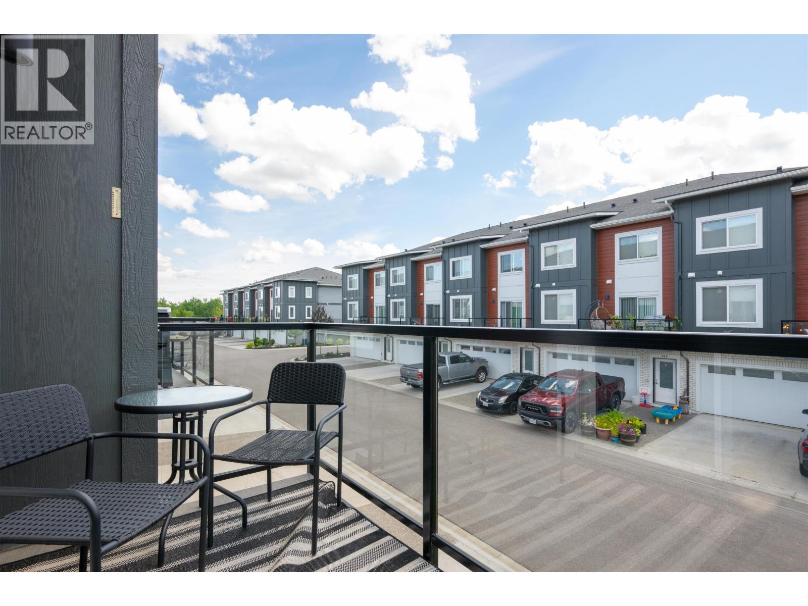 #509 4274 22ND AVENUE - Image 26