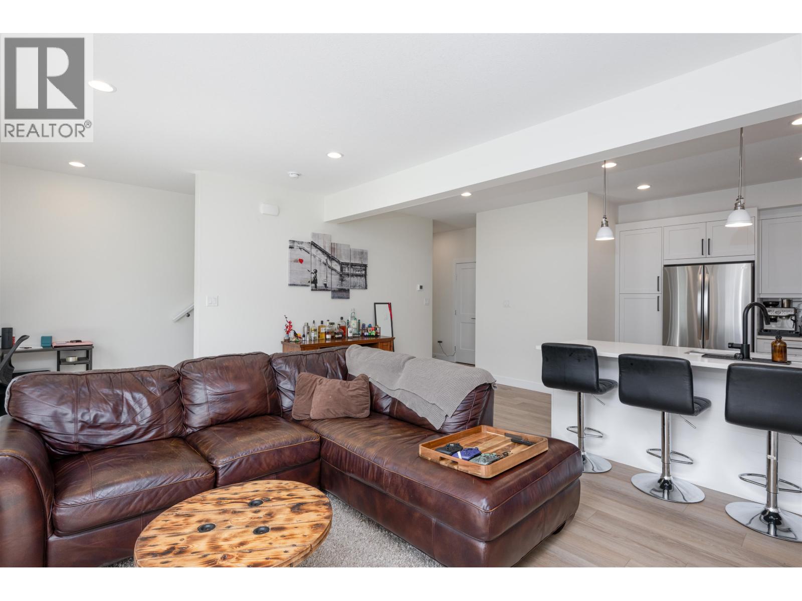 #509 4274 22ND AVENUE - 9