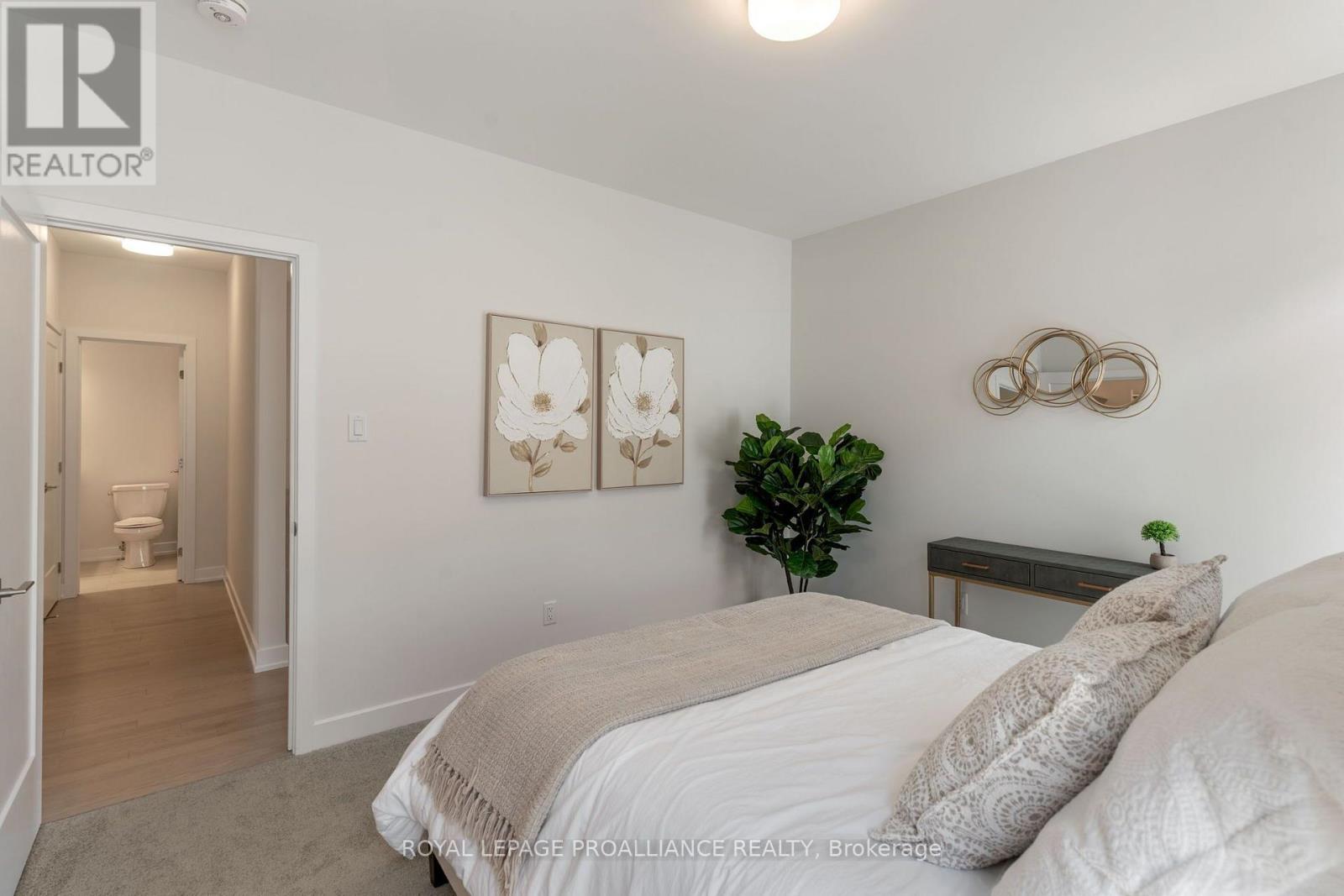 1039 MOORE STREET - Image 14
