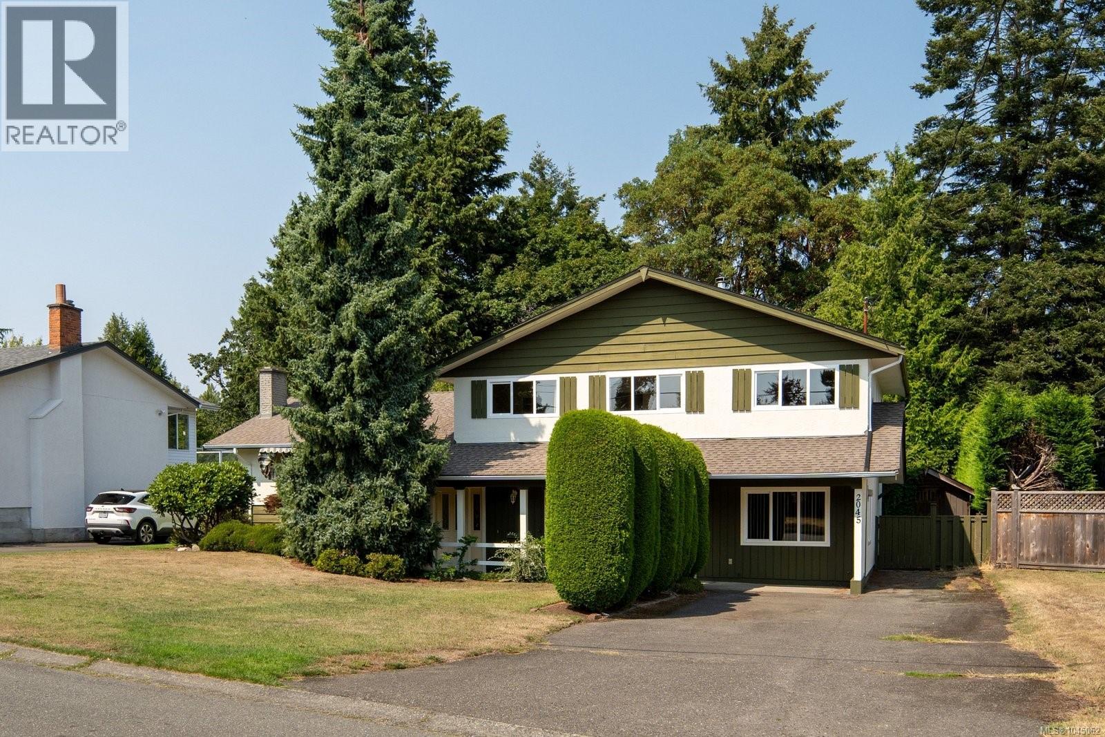 2045 San Rafael Cres - 39