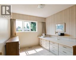 2045 San Rafael Cres, Saanich, BC V8N2H7 Photo 22