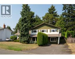 2045 San Rafael Cres, Saanich, BC V8N2H7 Photo 39