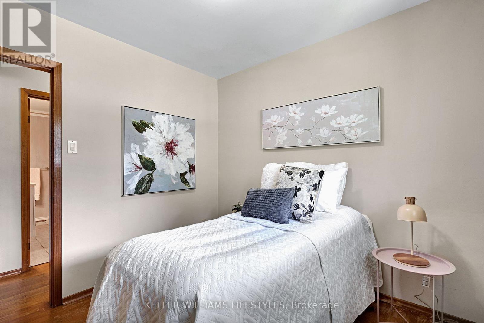 564 CHIDDINGTON AVENUE - Image 25