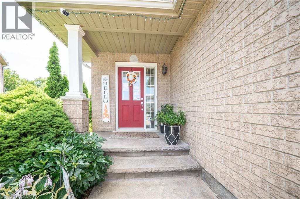 120 YATES Avenue — photo 3
