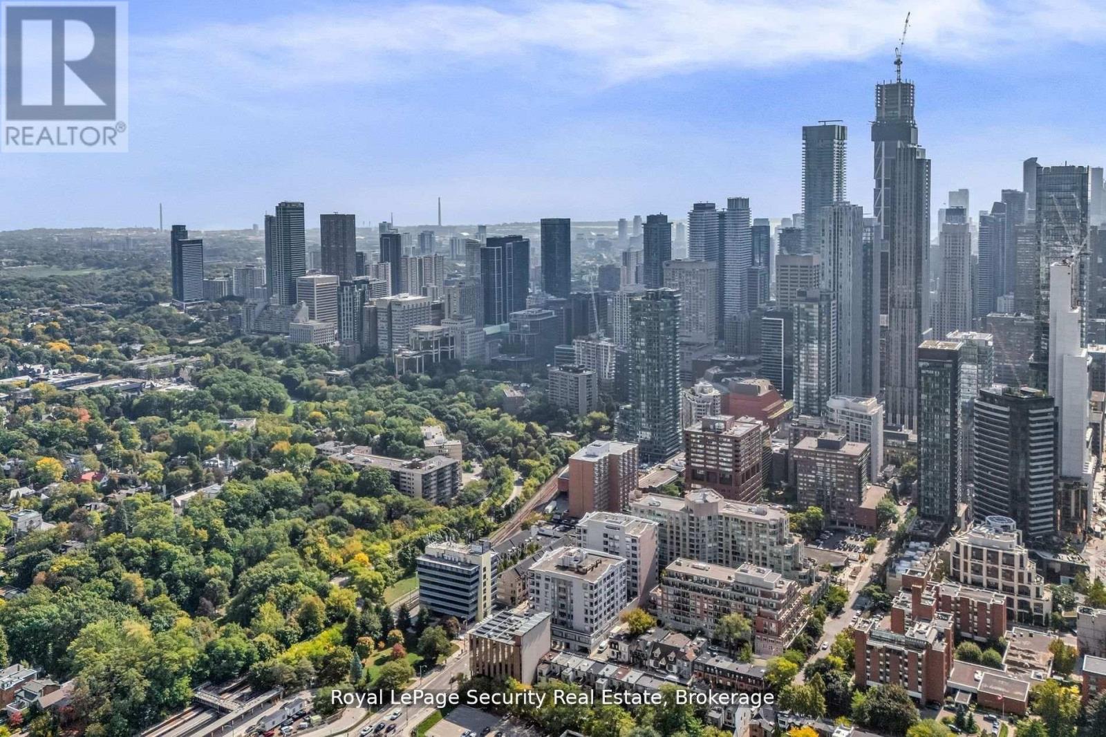 #403 980 YONGE STREET - 49