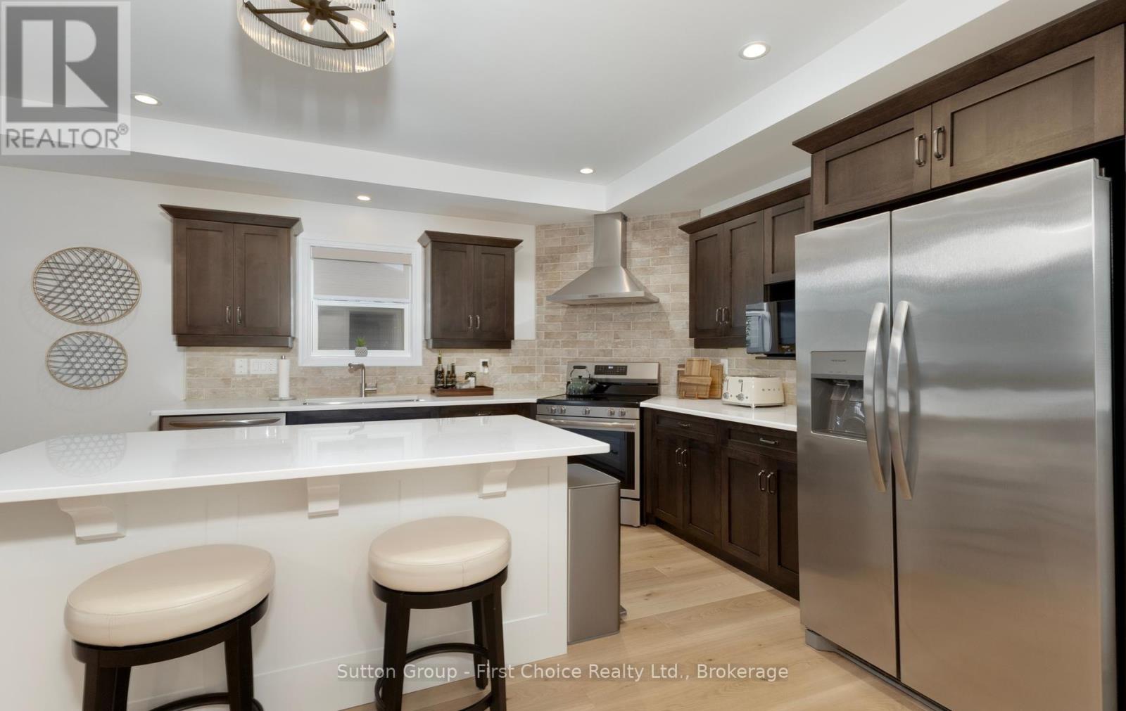 247 SUNSET DRIVE - 15