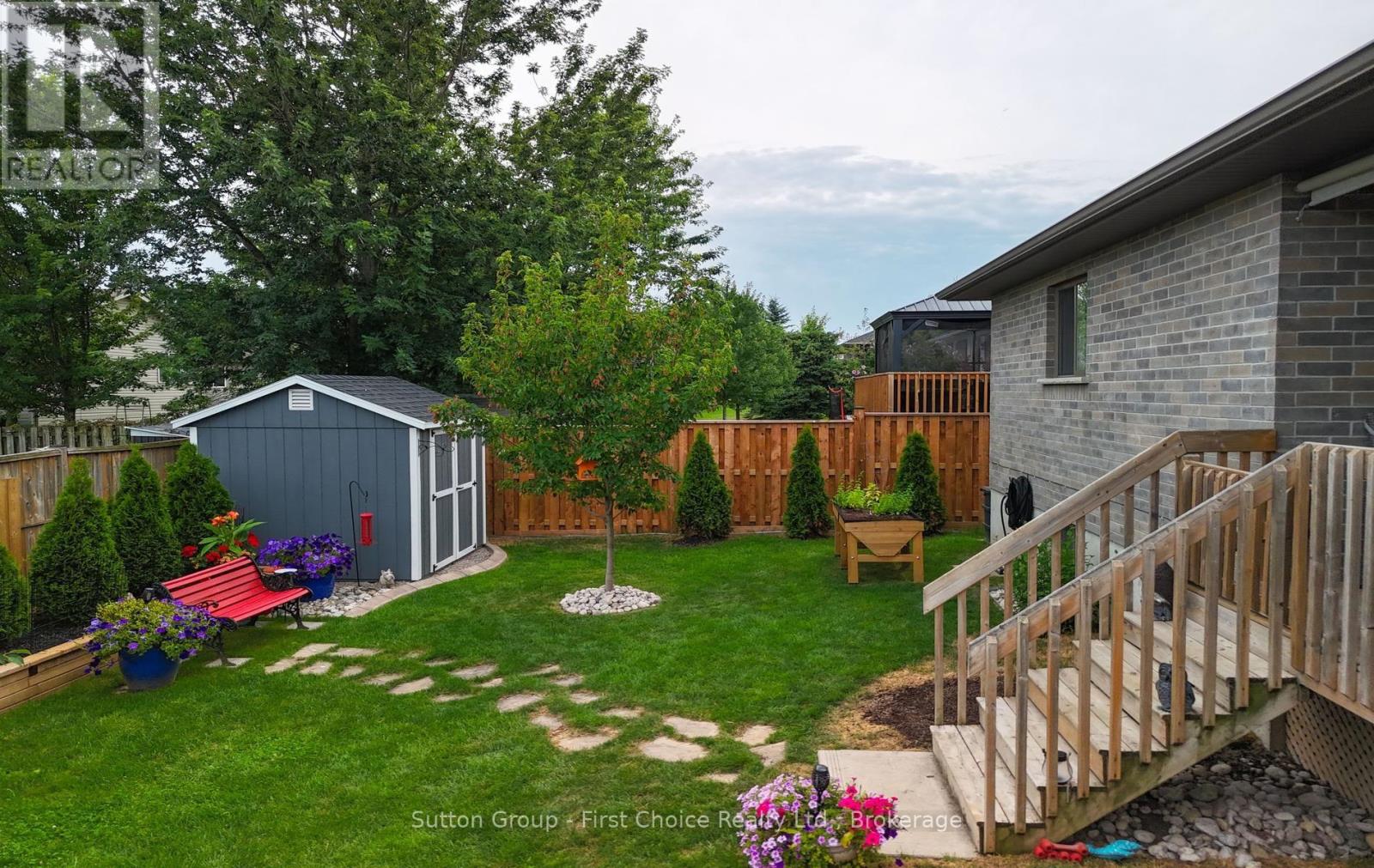 247 SUNSET DRIVE - Image 42