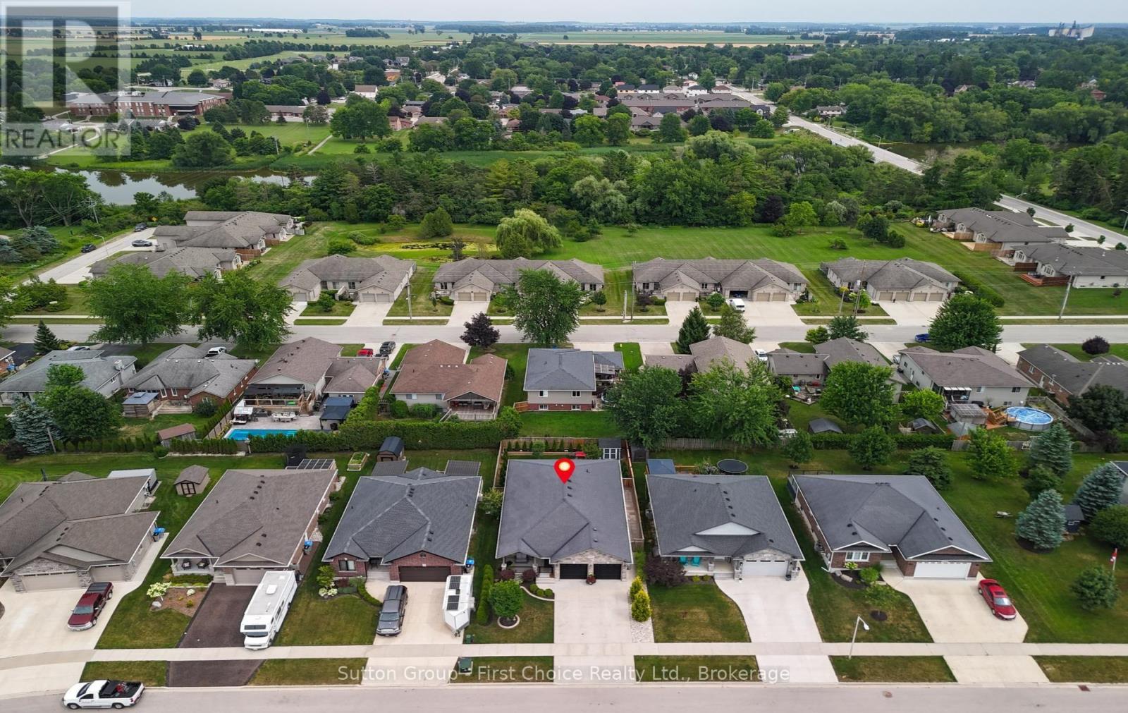247 SUNSET DRIVE - Image 46