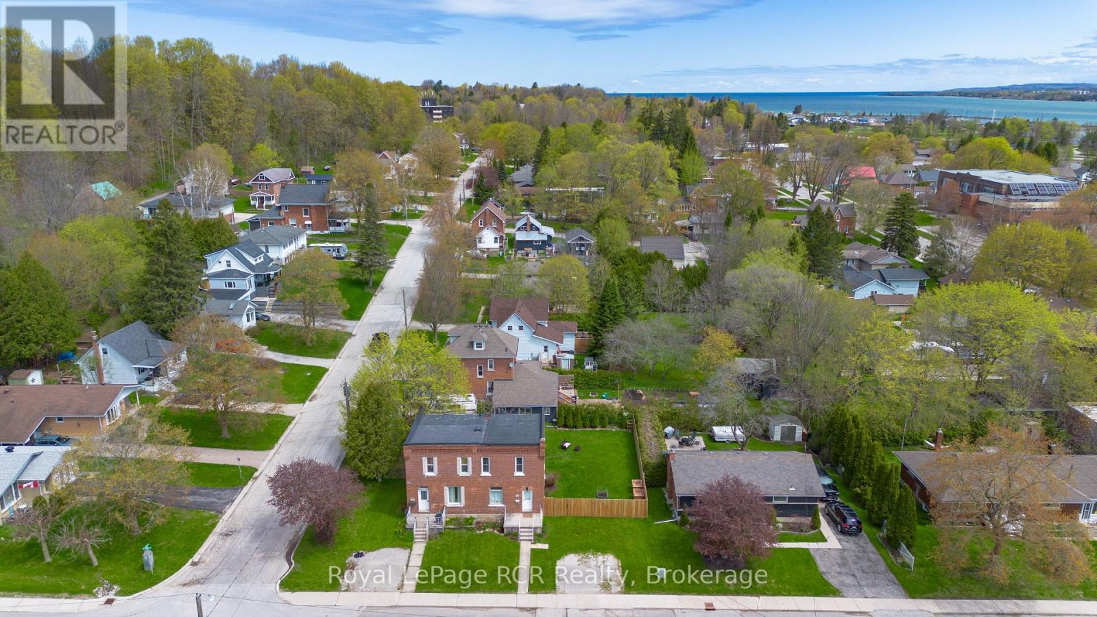 494 16TH STREET W - 25