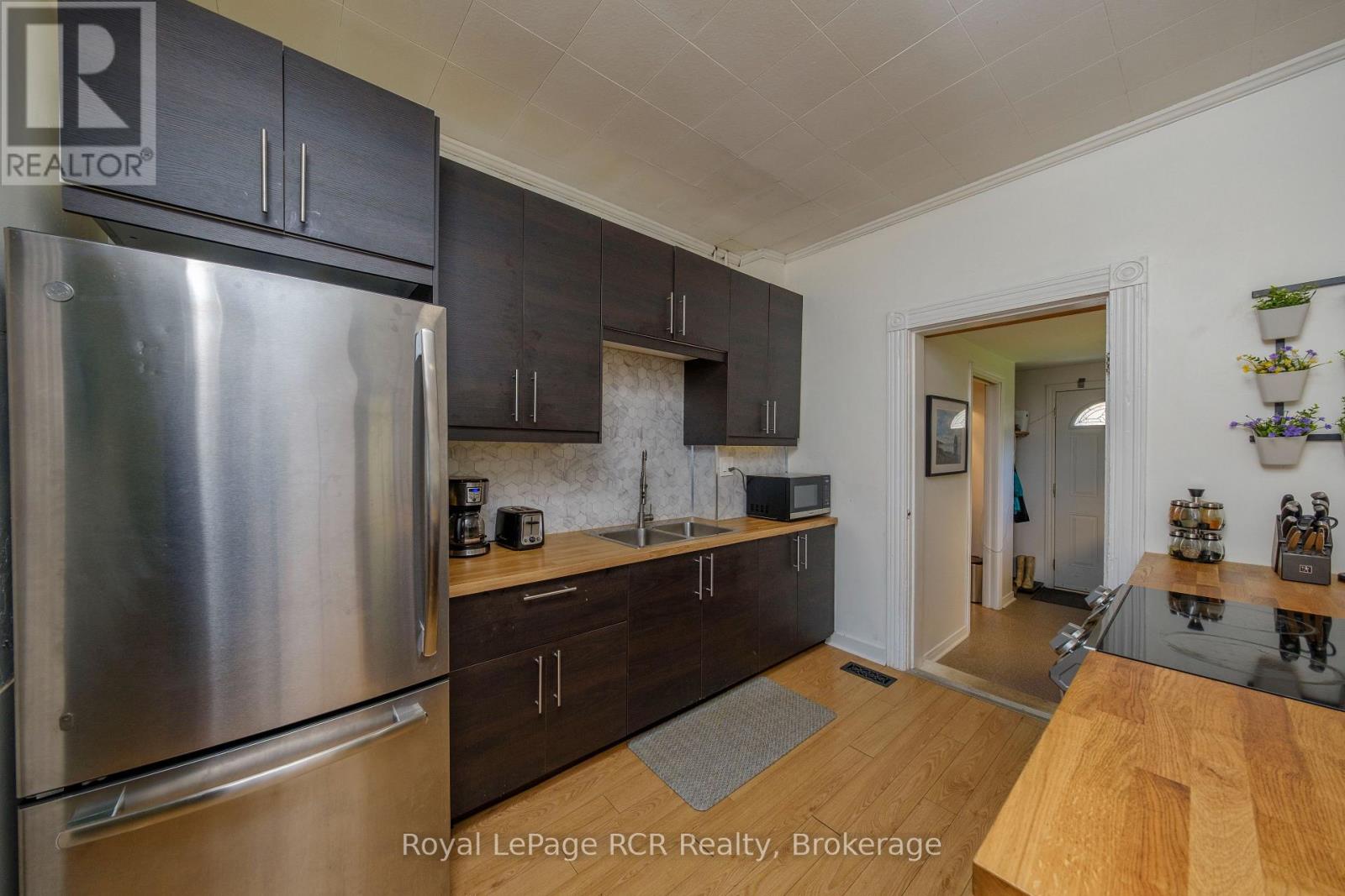 494 16TH STREET W - Image 6