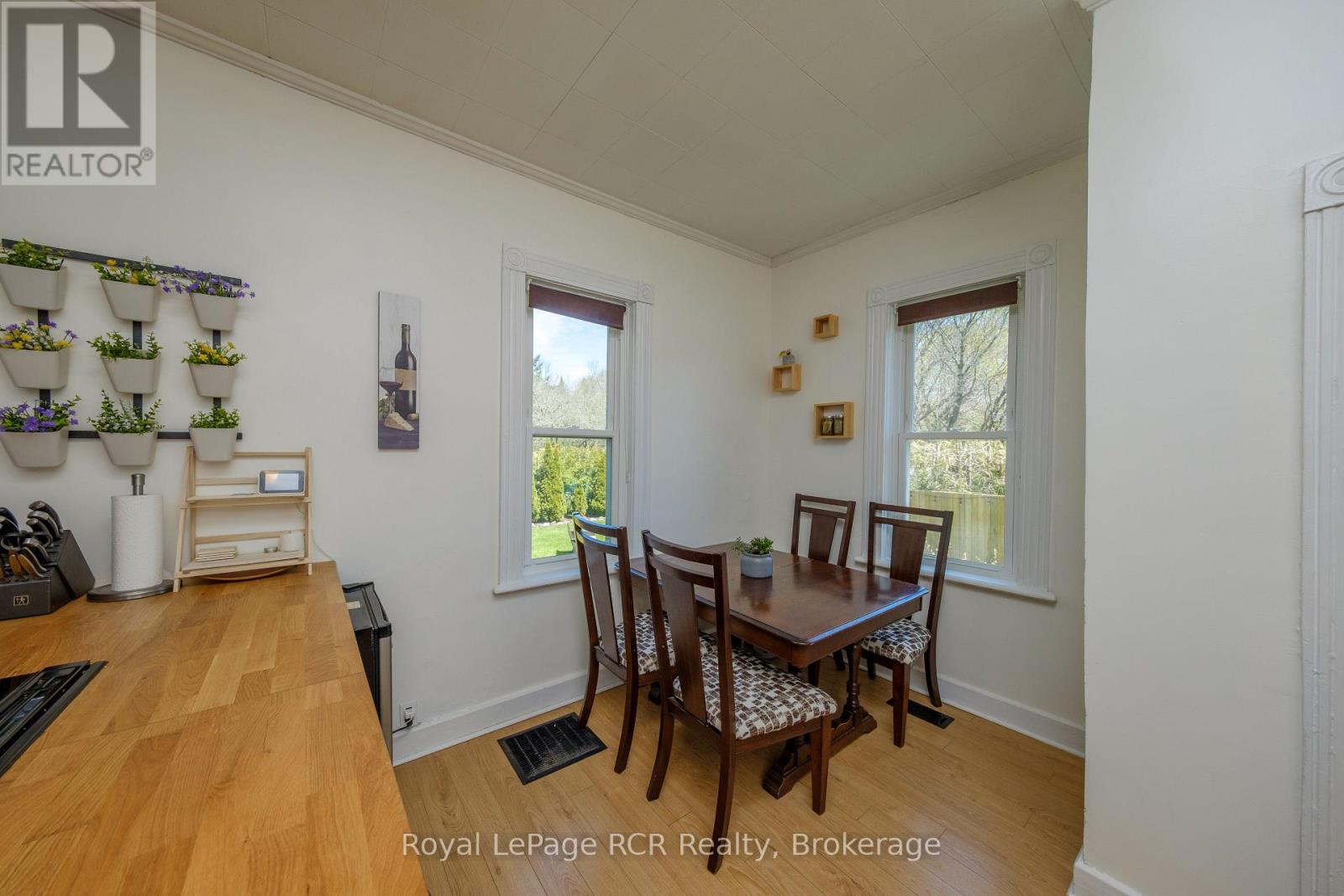 494 16TH STREET W - Image 8