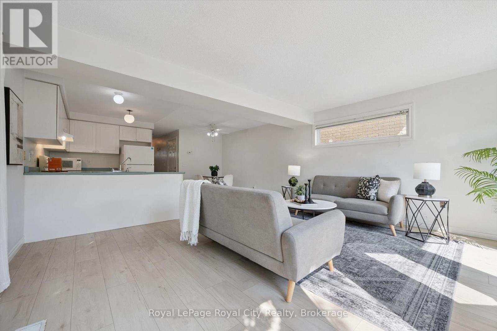 811 EDINBURGH ROAD S - Image 18