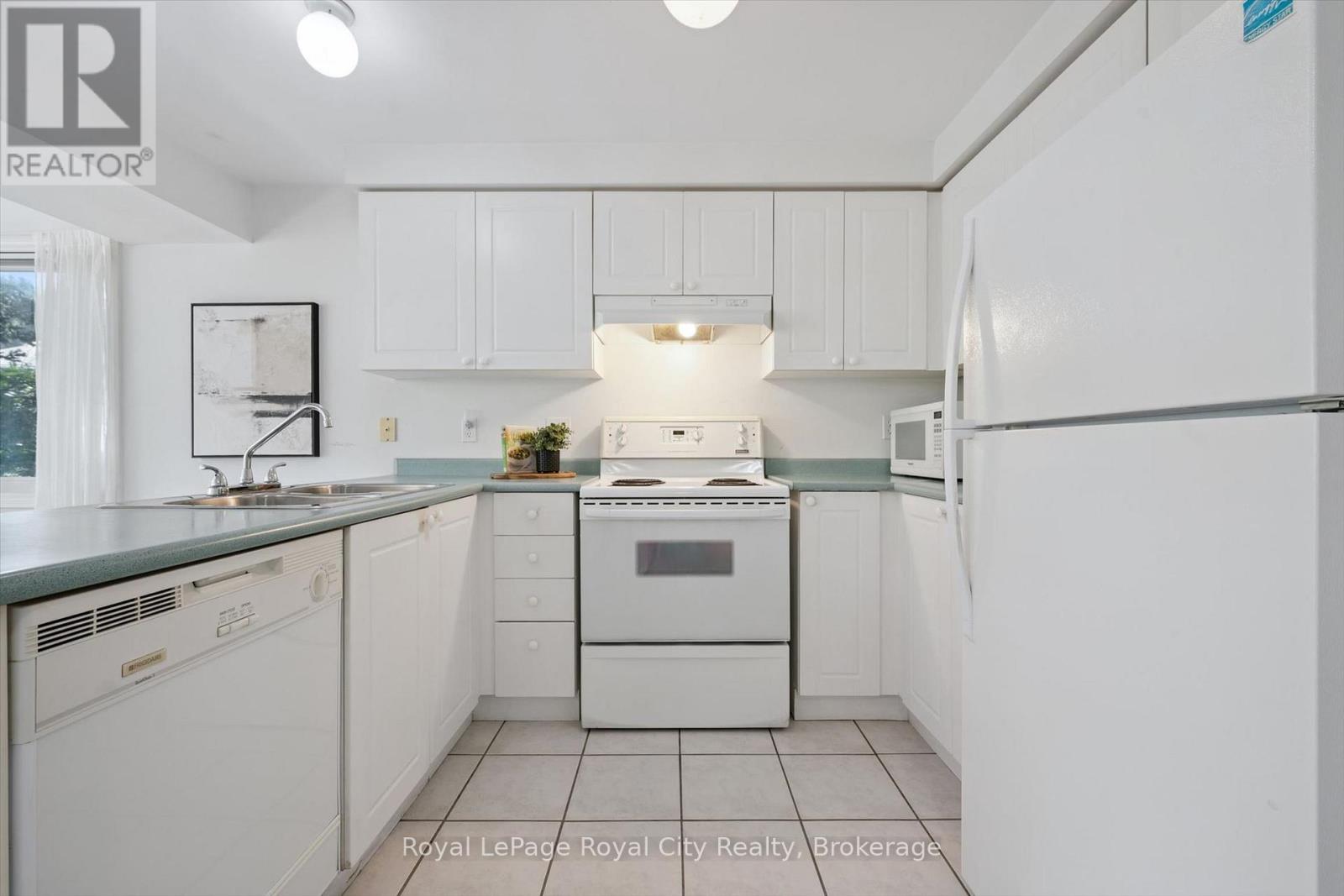 811 EDINBURGH ROAD S - Image 26