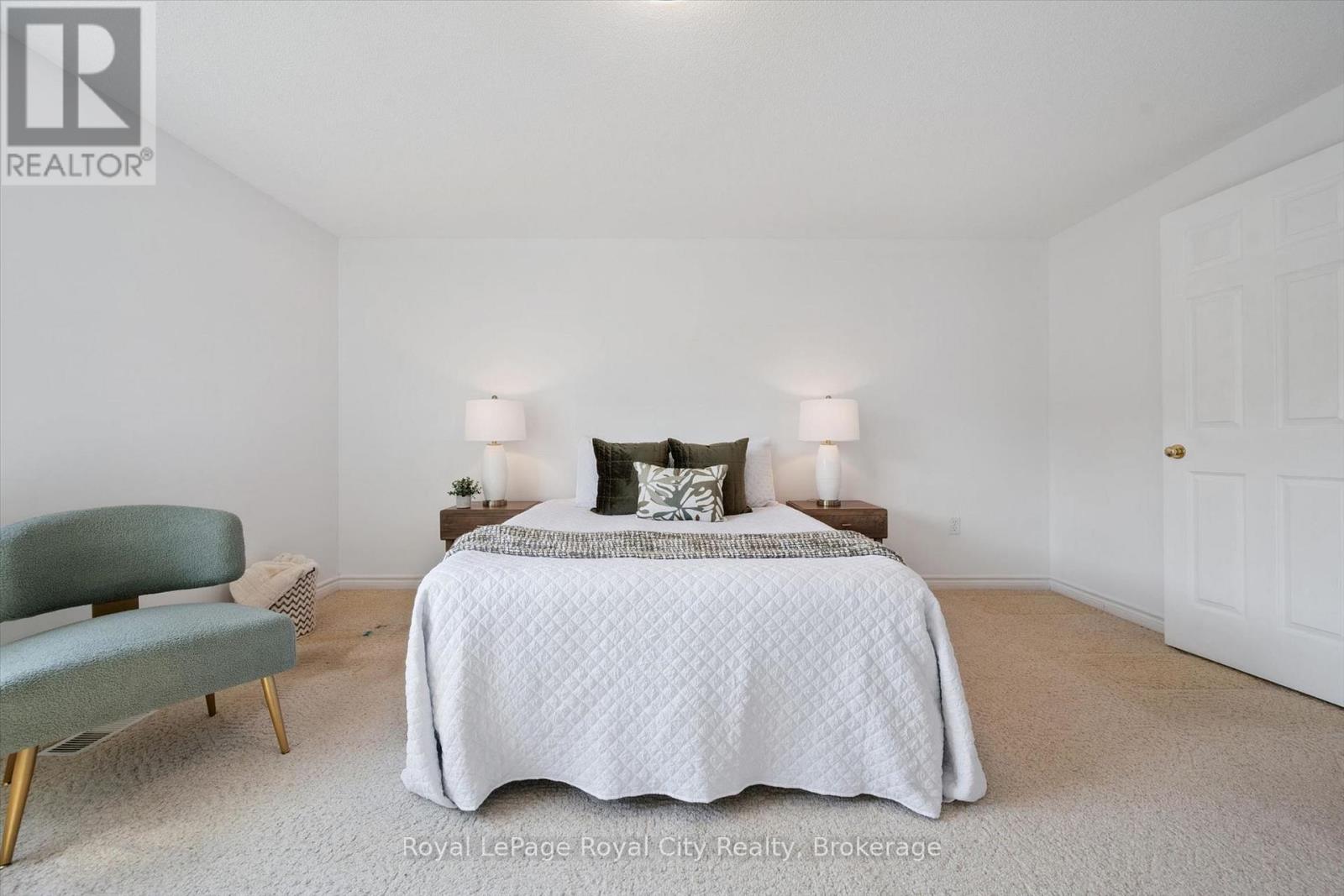 811 EDINBURGH ROAD S - Image 31