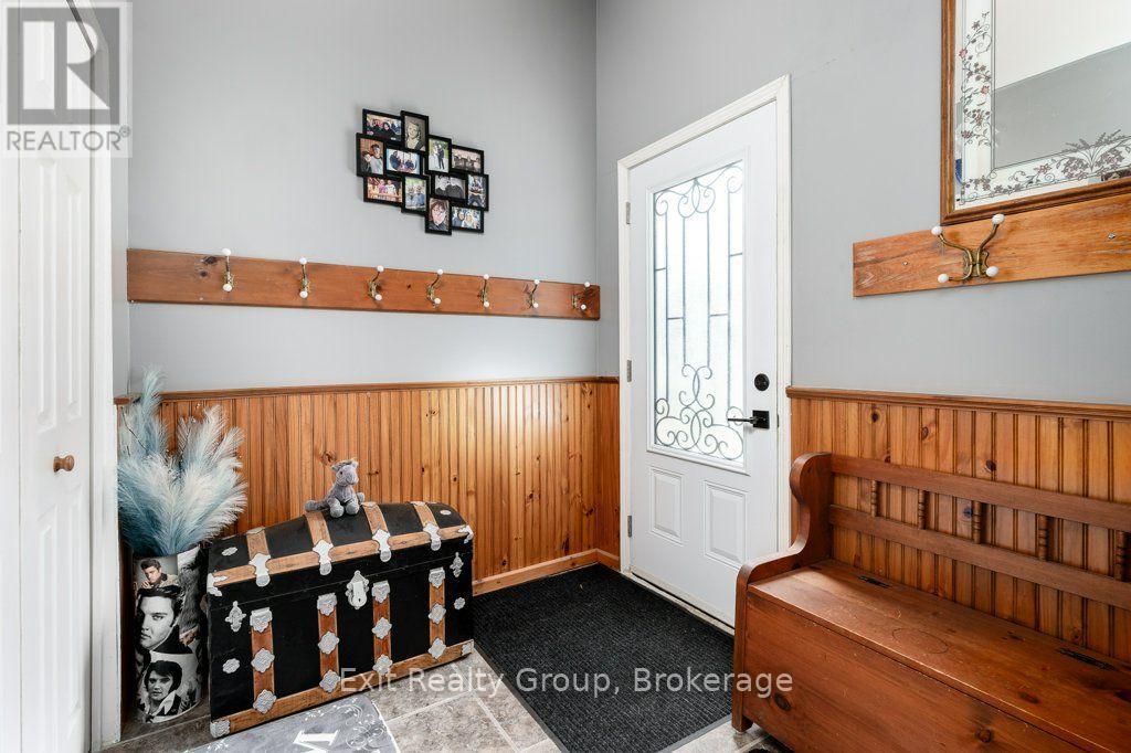 455 MINNIE AVENUE - 6