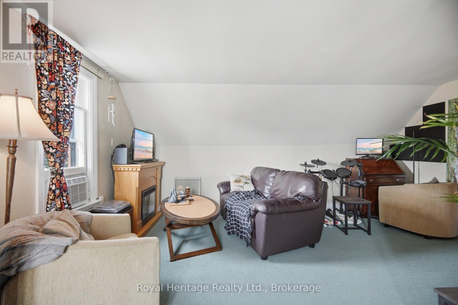 117 NELSON STREET - Image 23