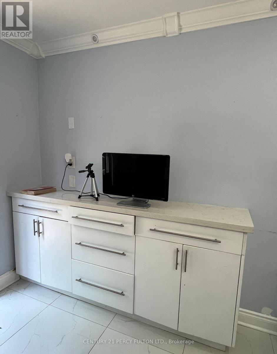 2034 SHAY DRIVE - 7