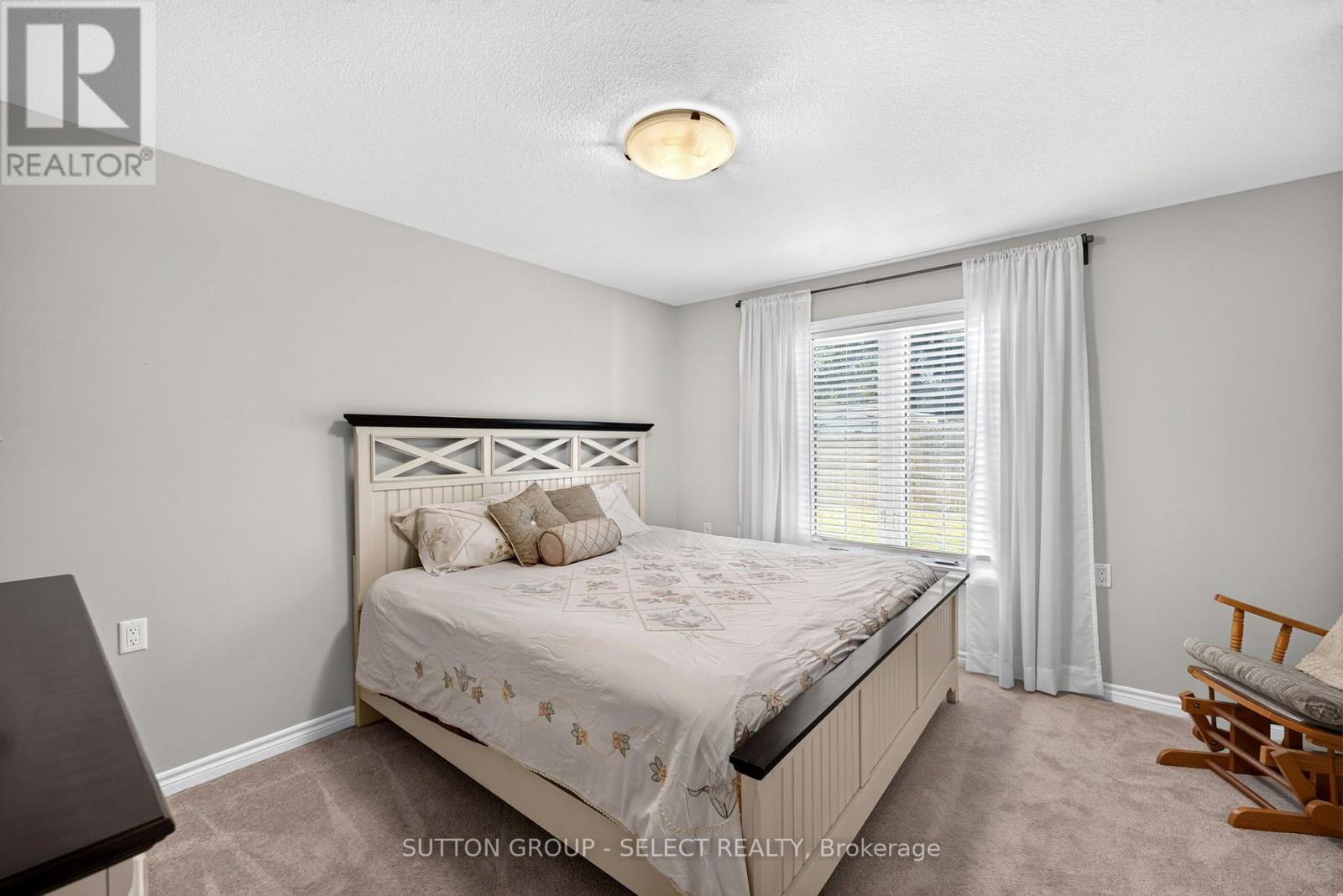 14 DEVON DRIVE - Image 28
