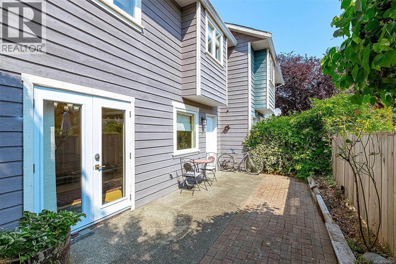 6011 Stoneridge Rd - Image 22
