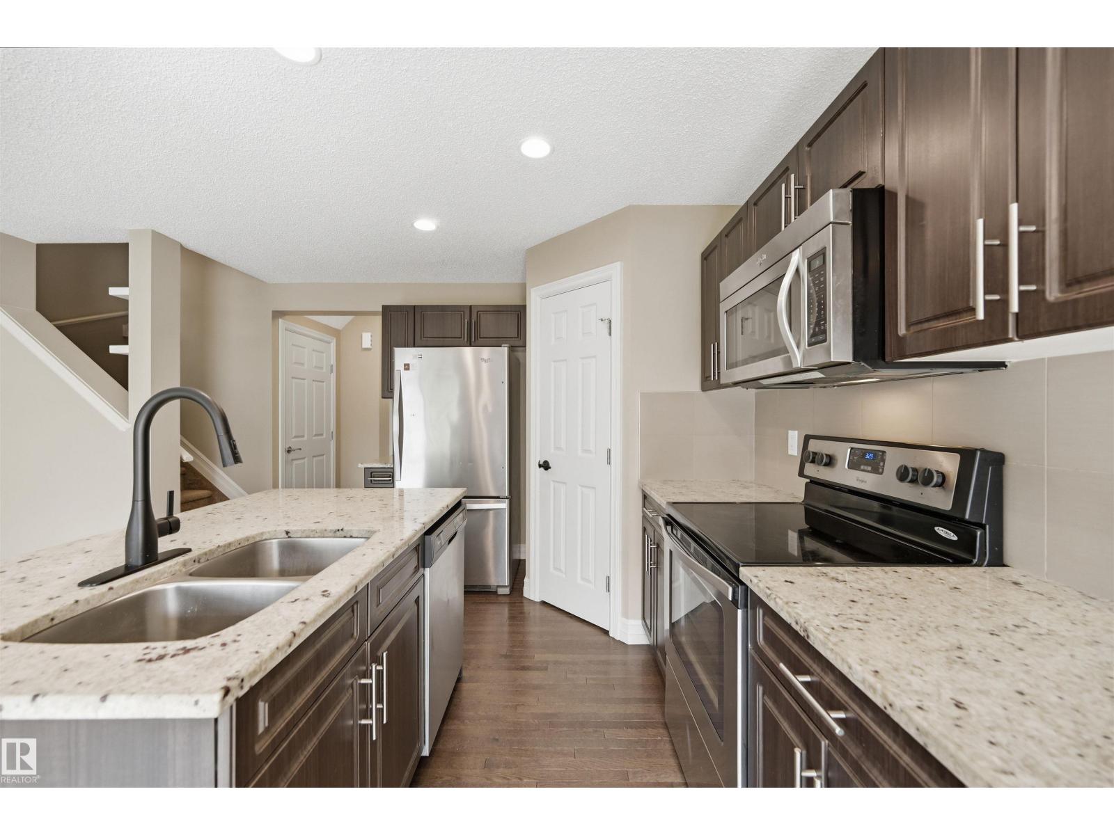 #11 5317 3 AV SW - 12