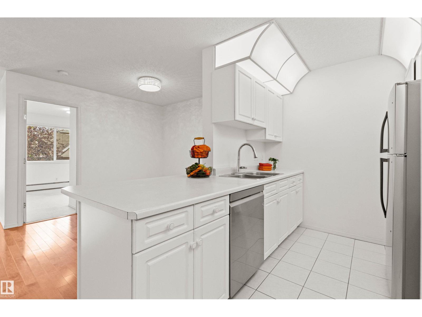 #307 911 RABBIT HILL RD NW - 32