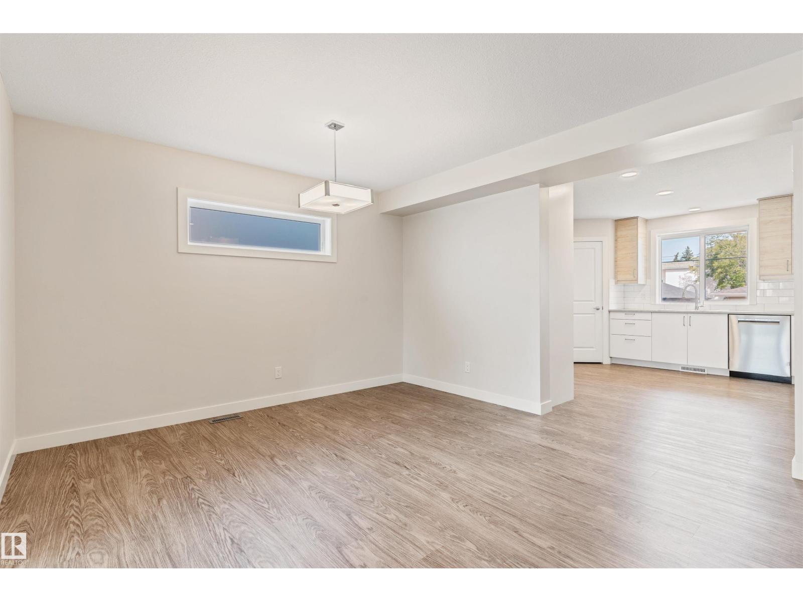 9217 150 ST NW - Image 13