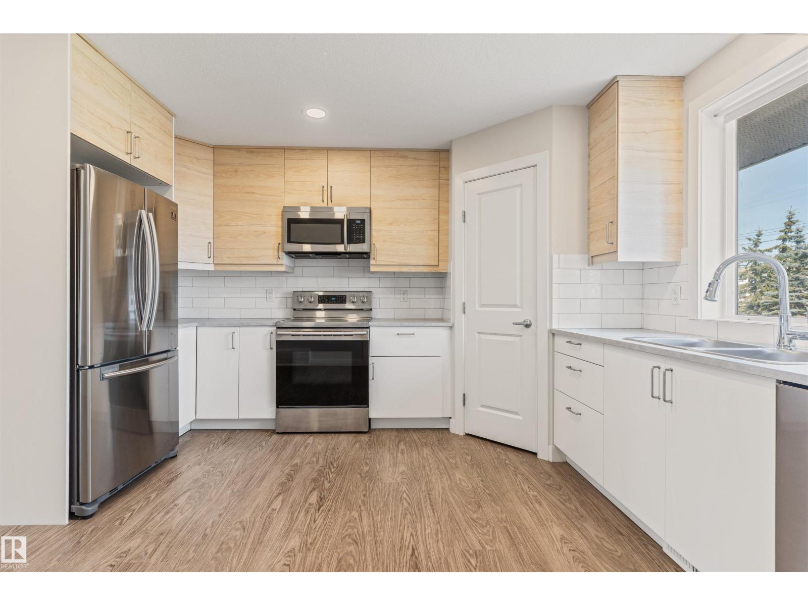 9217 150 ST NW - Image 15