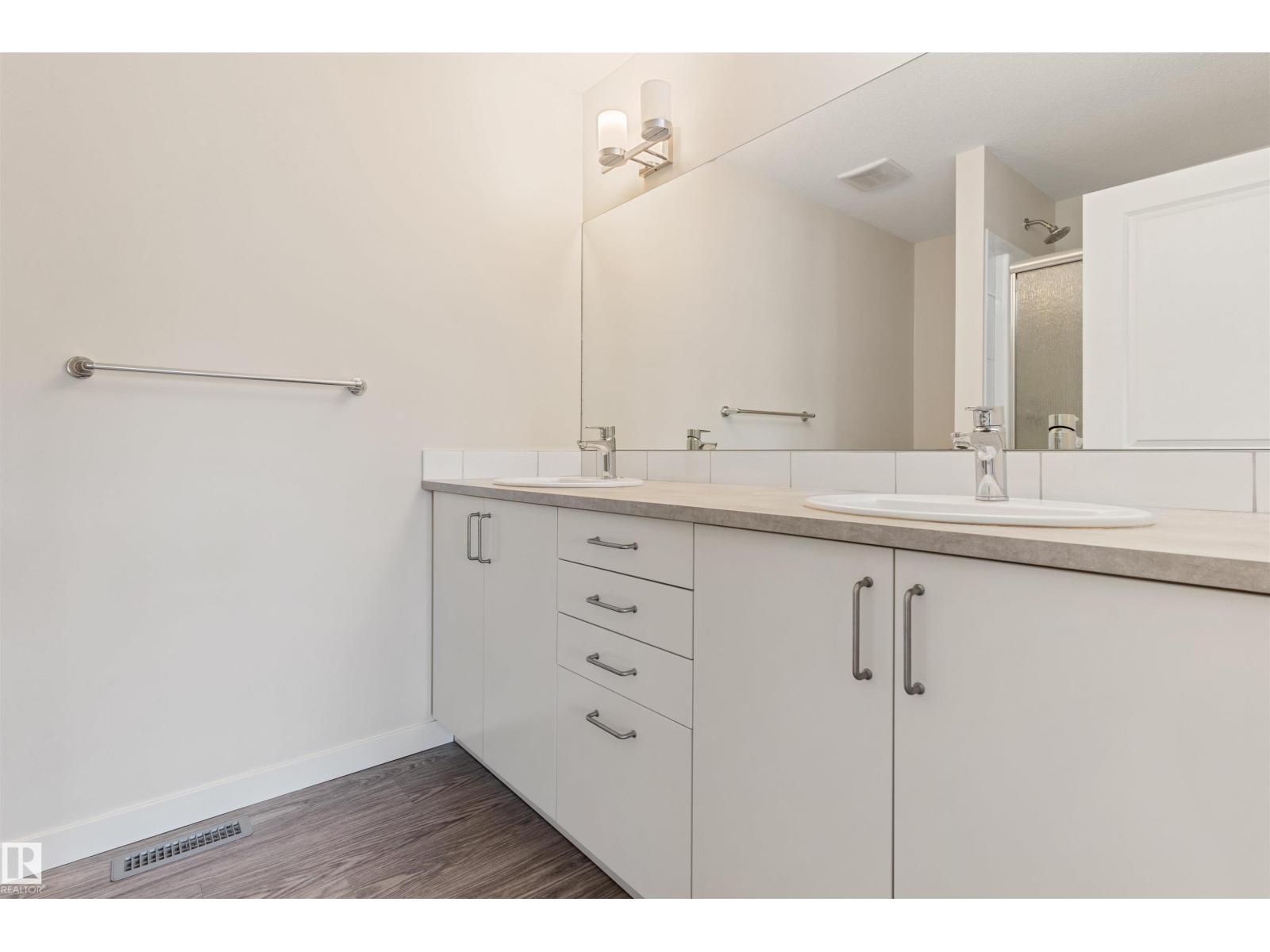 9217 150 ST NW - 24