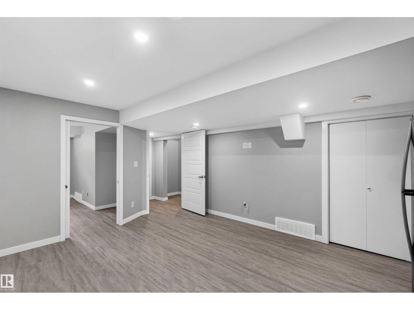 1325 PODERSKY WD SW - 30