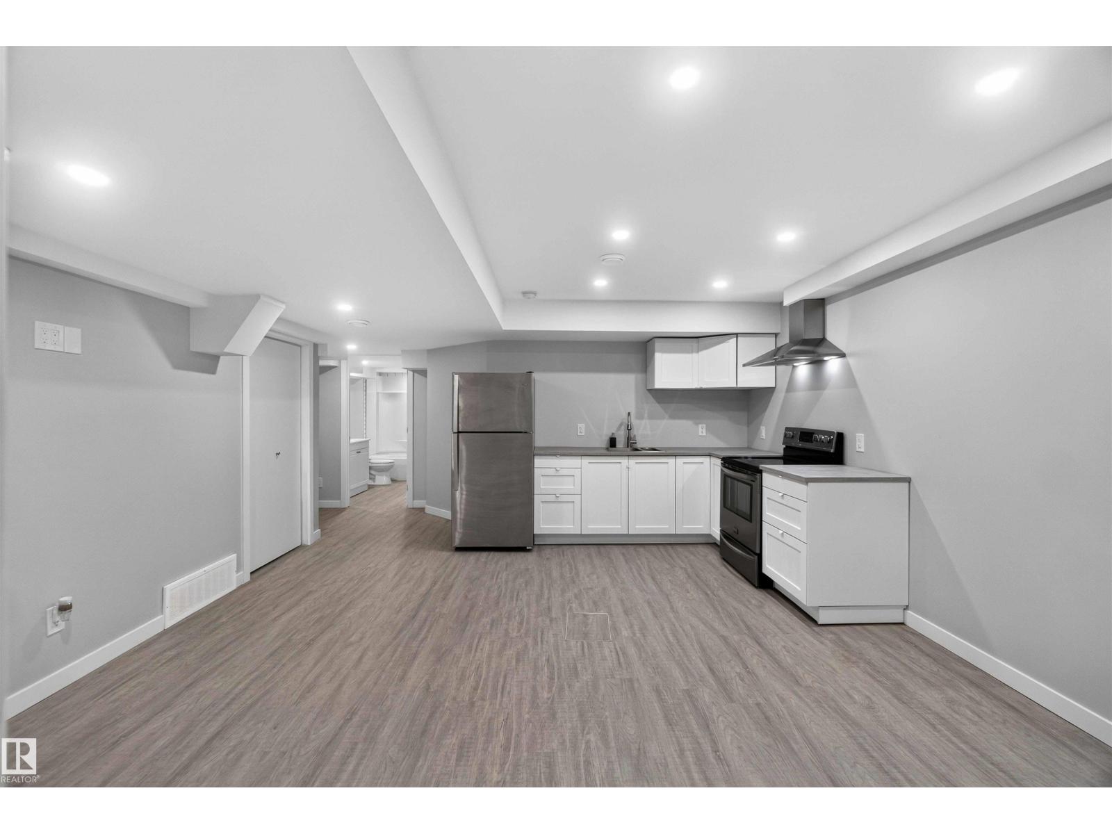 1325 PODERSKY WD SW - Image 35