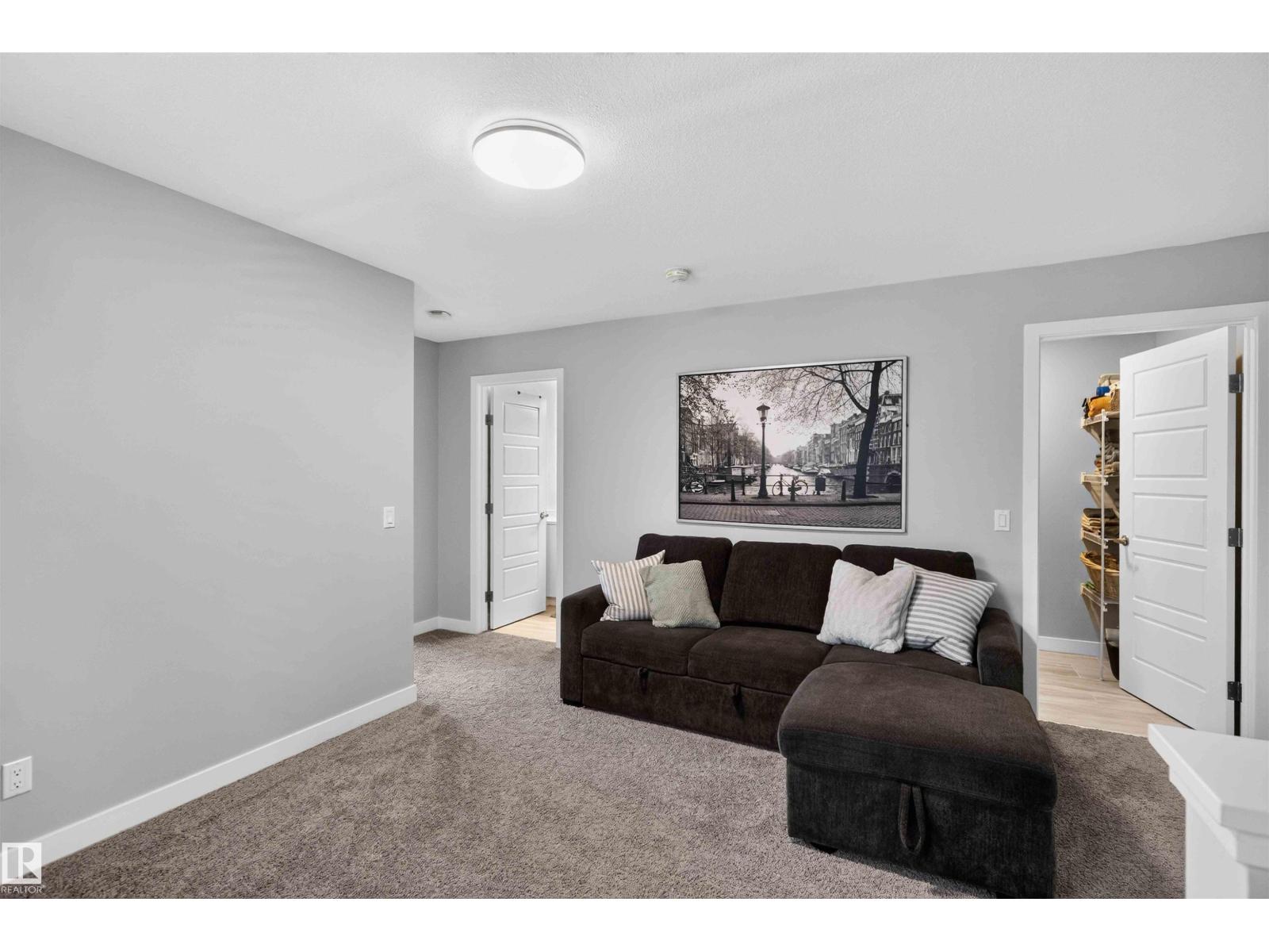 1325 PODERSKY WD SW - Image 39