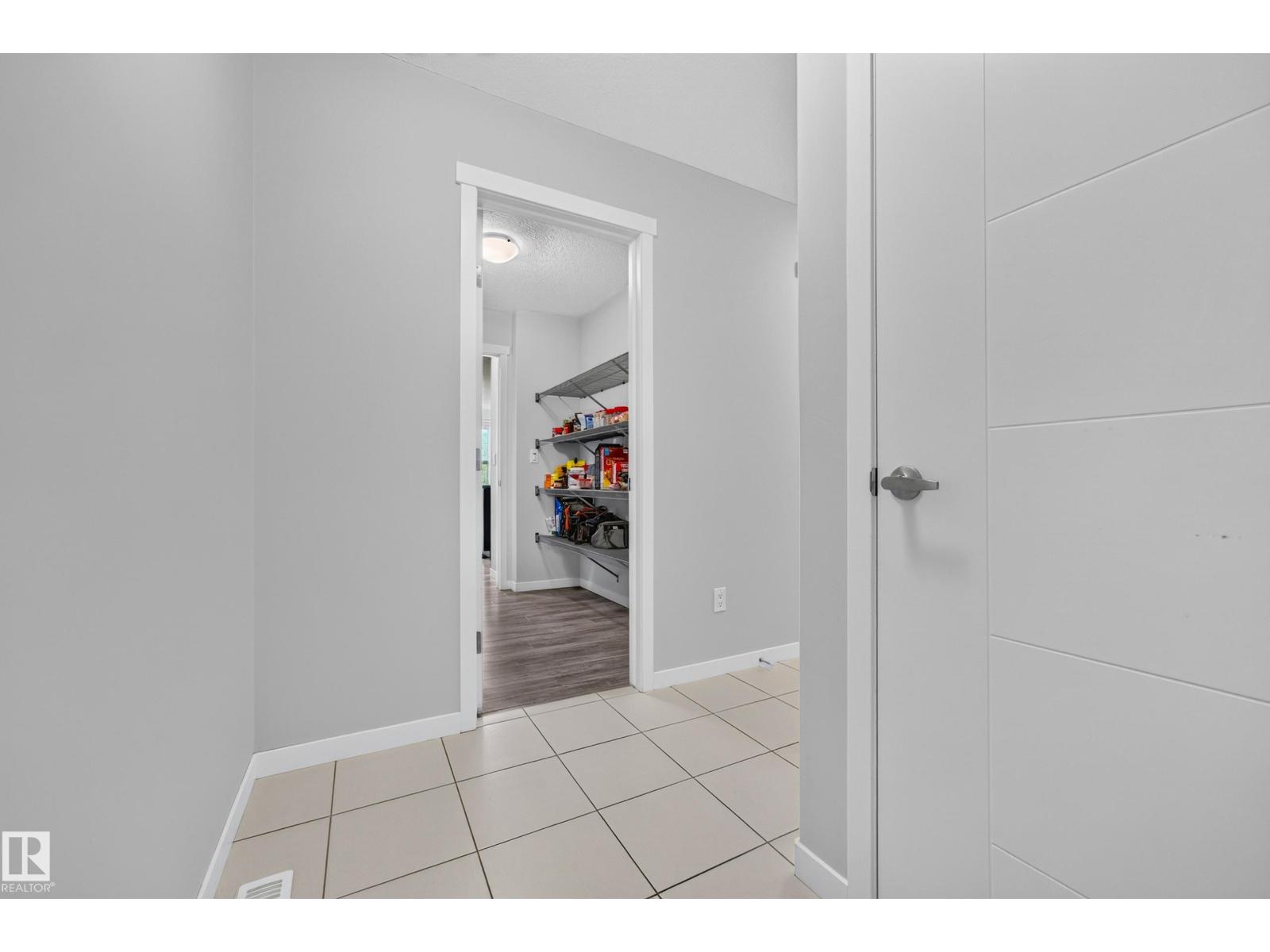 3519 8 ST NW - 22