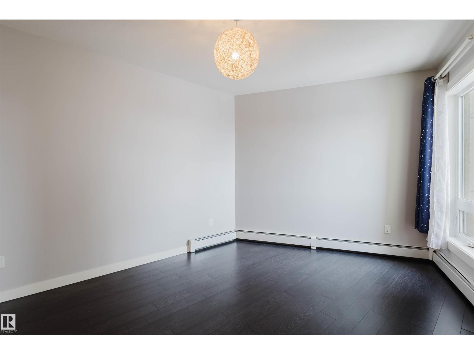 #2207 10226 104 ST NW - 18