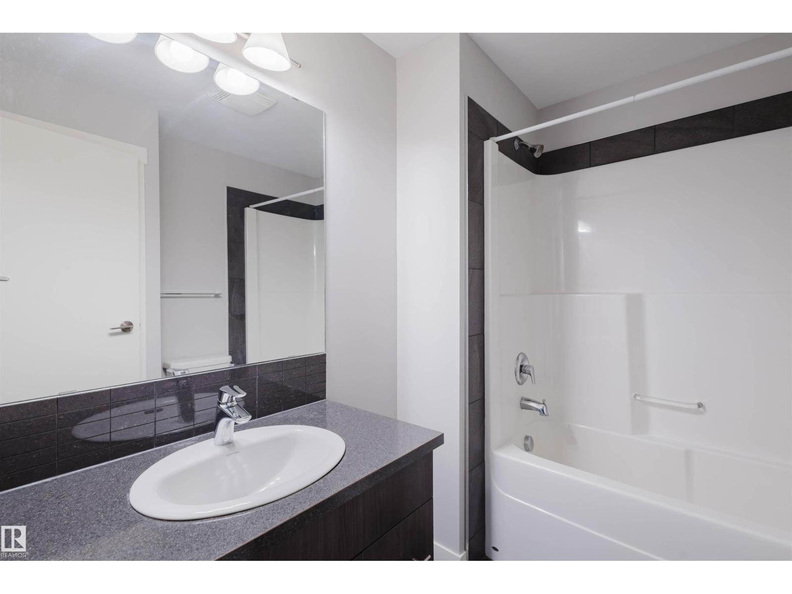 #2207 10226 104 ST NW - 22