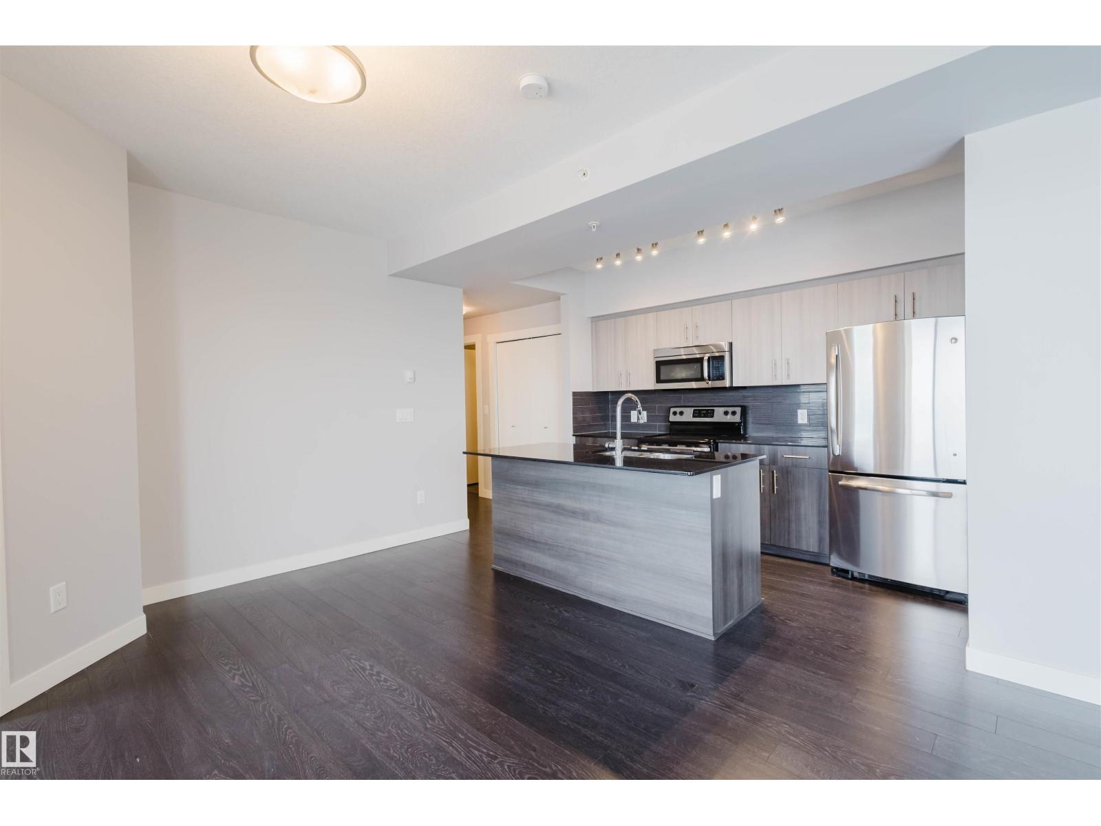 #2207 10226 104 ST NW - Image 7