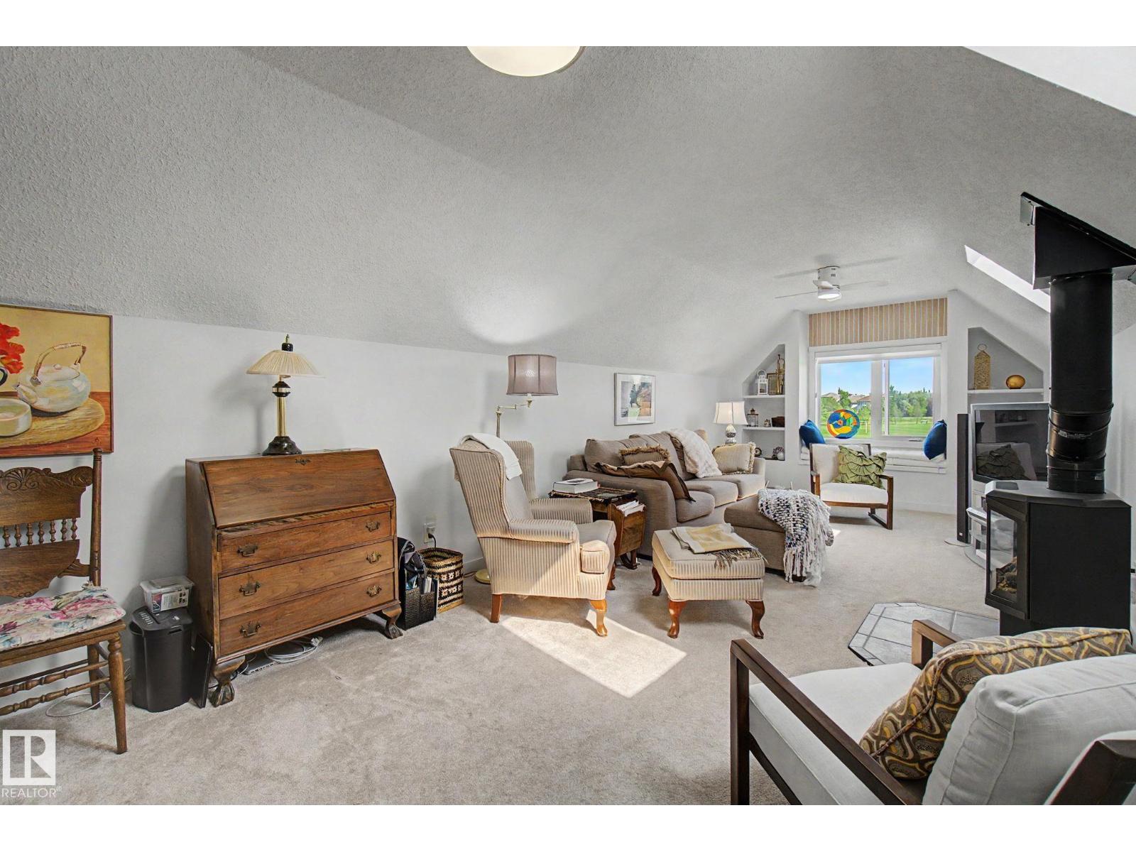 32 FAIRWAY DR - 17