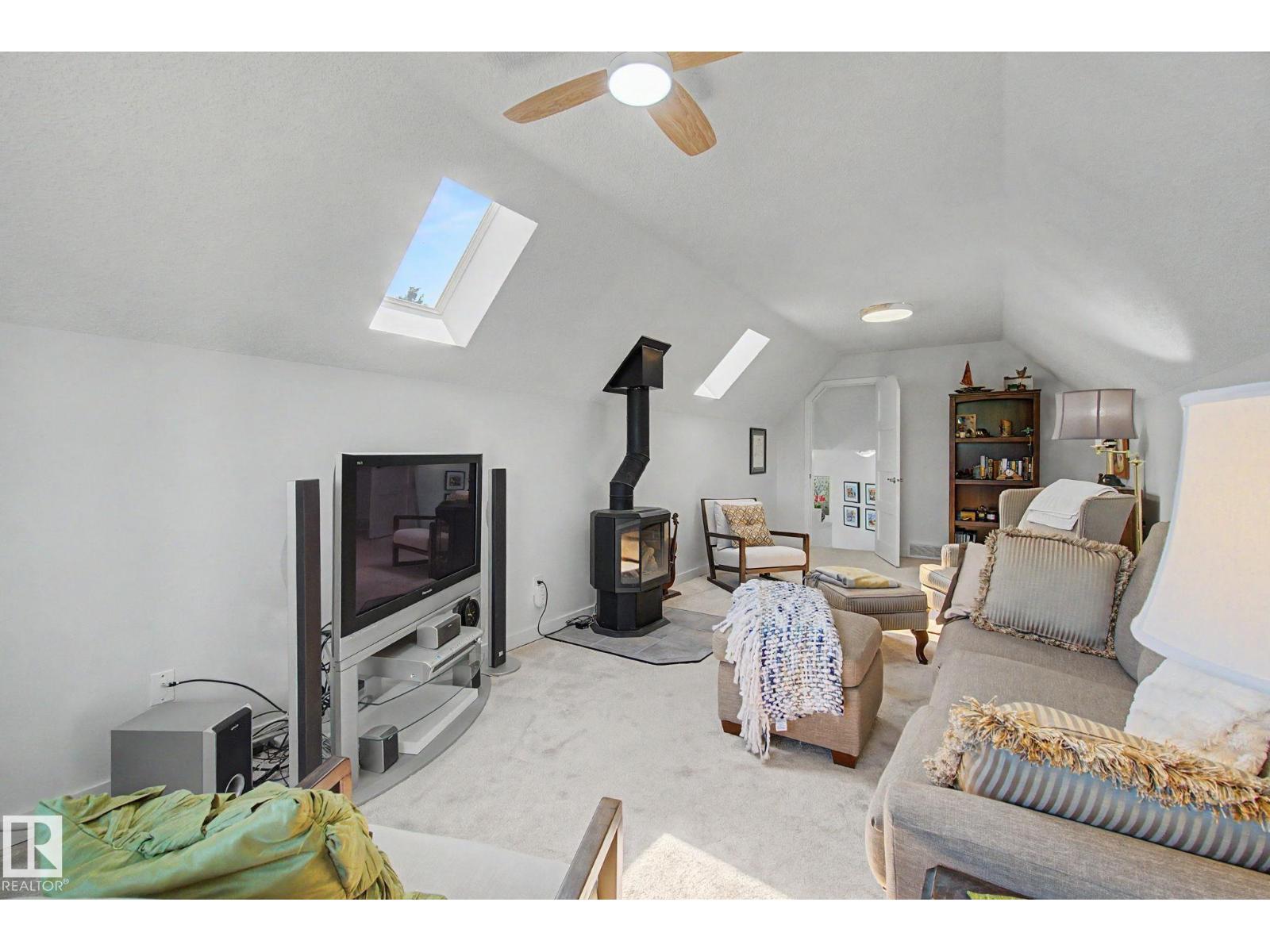 32 FAIRWAY DR - 21