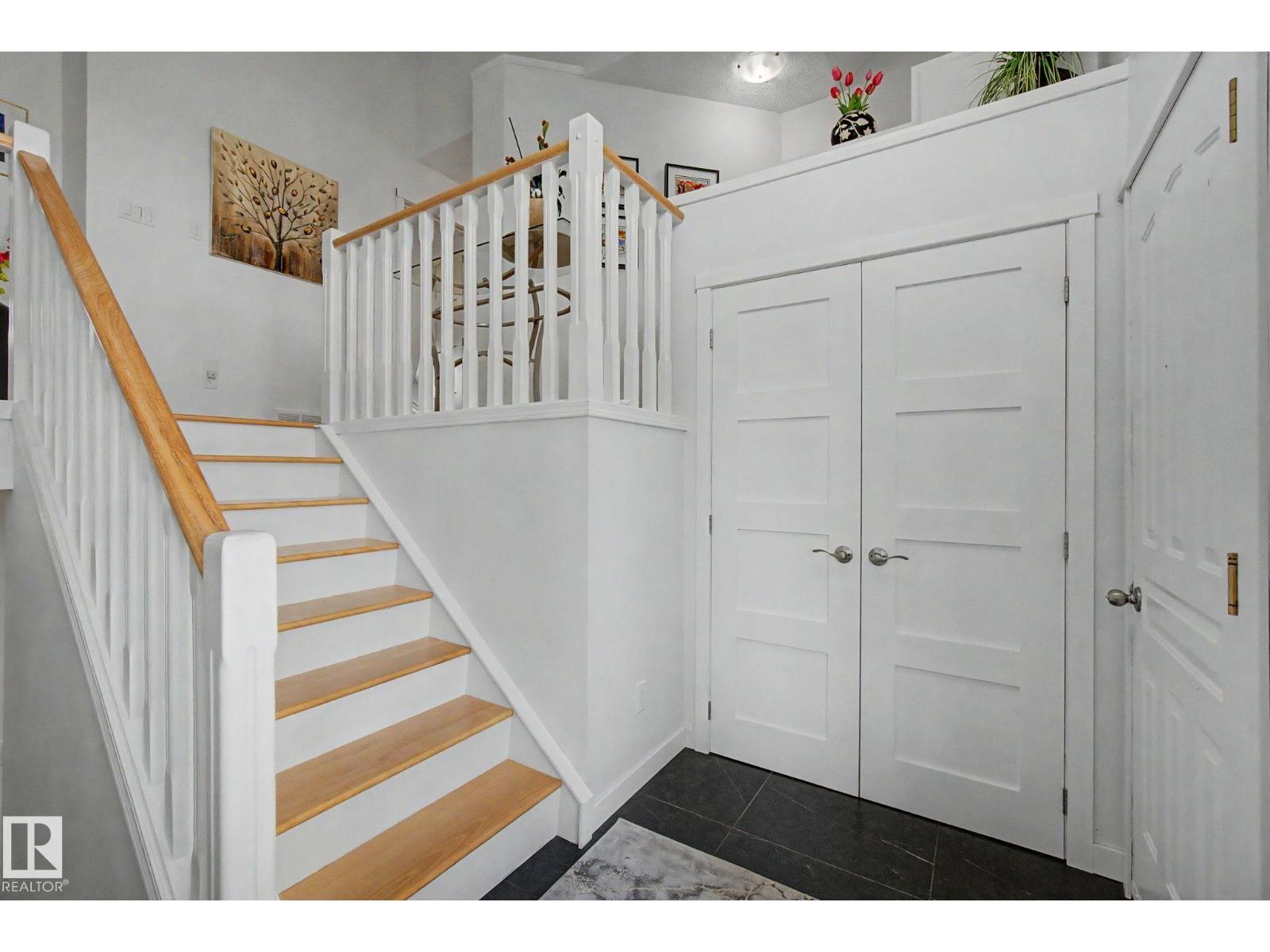 32 FAIRWAY DR - Image 33