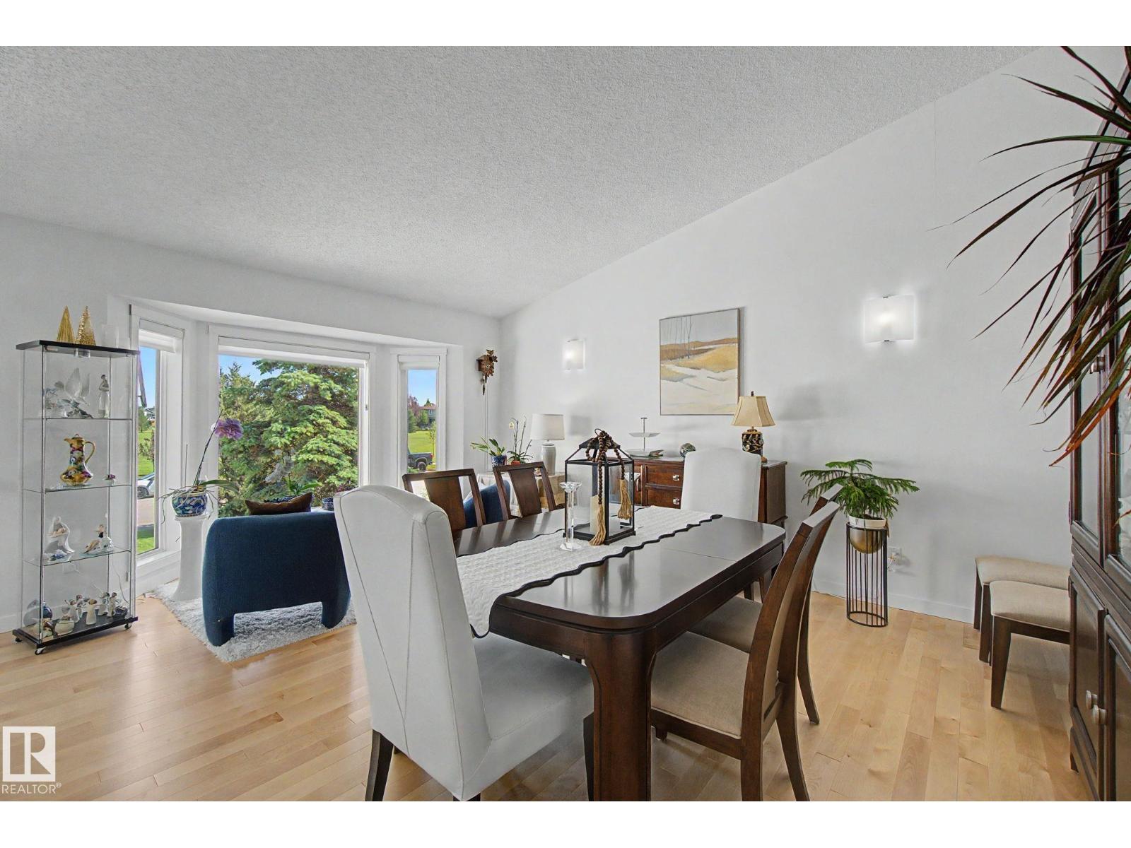 32 FAIRWAY DR - 4
