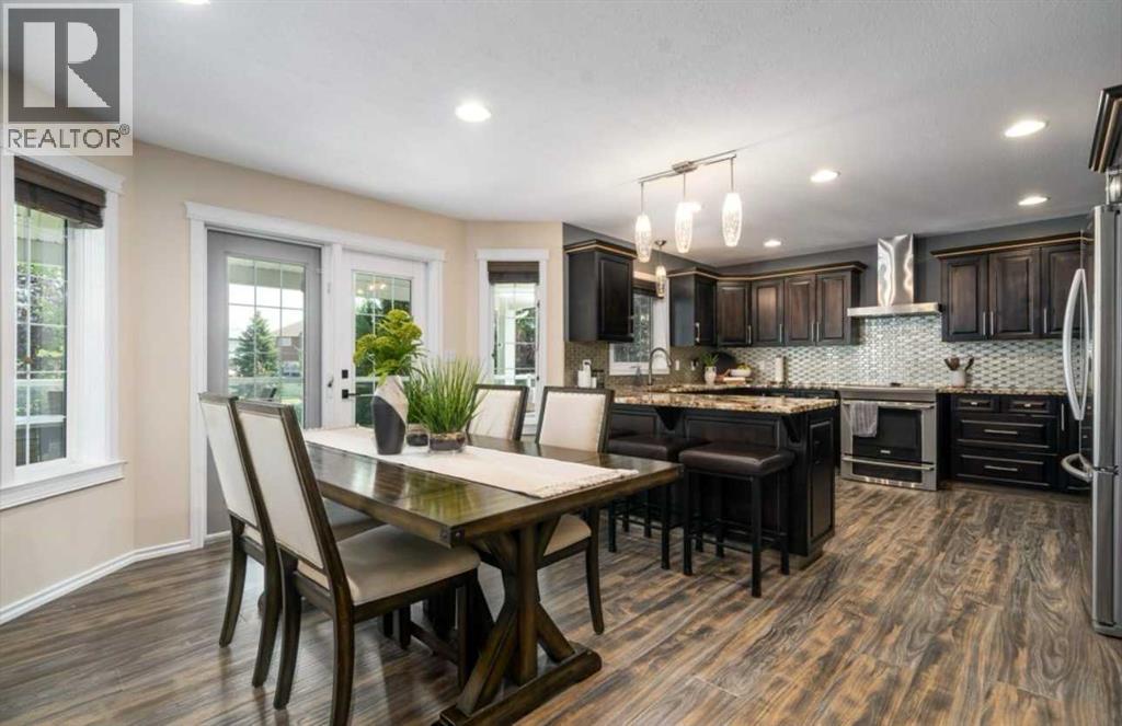 633 Spruce Way SE - Image 15