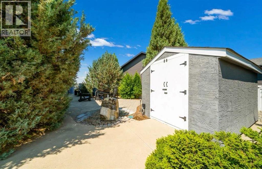633 Spruce Way SE - Image 45