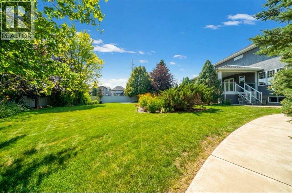 633 Spruce Way SE - Image 46