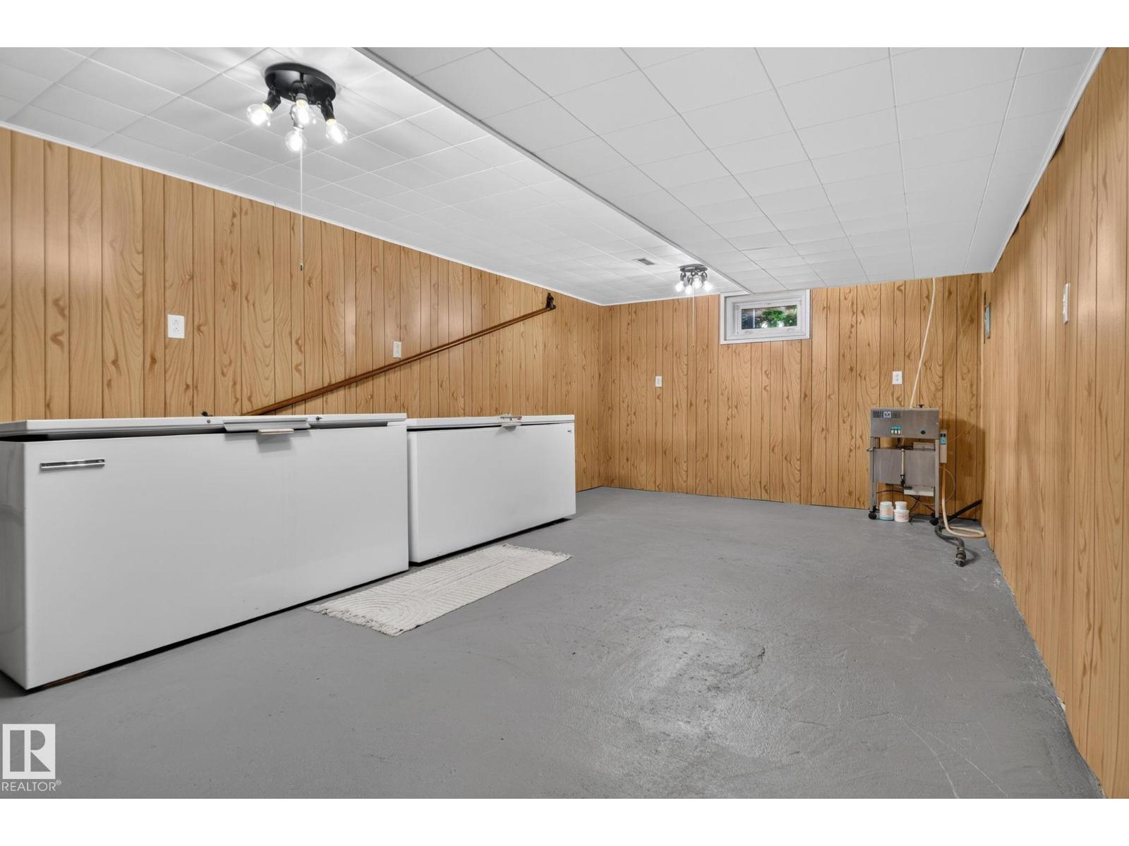58201 RR 214 - Image 36